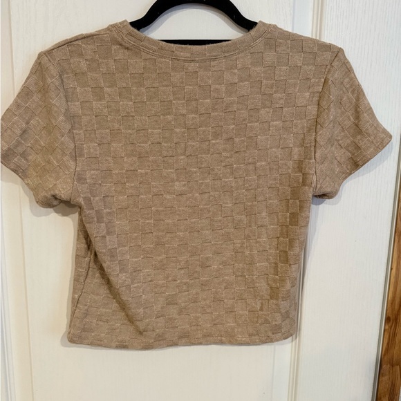 Checkered Tan Crop Top - Picture 3 of 4